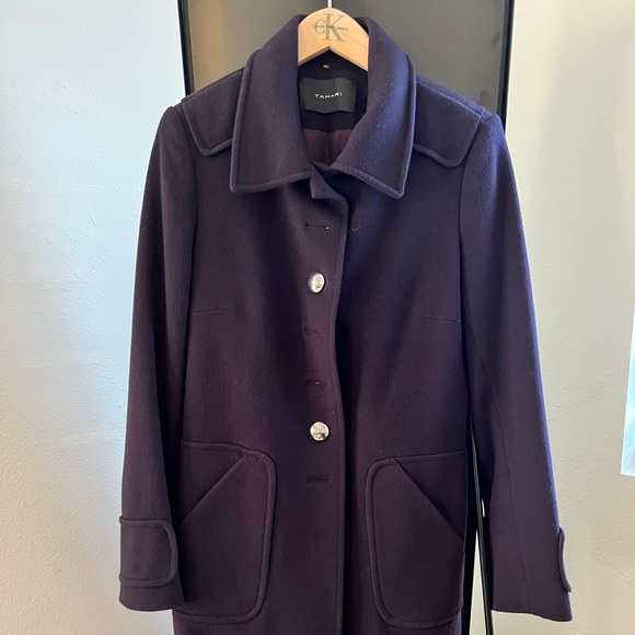 Tabarri wool winter coat length is above the knee - Picture 3 of 3